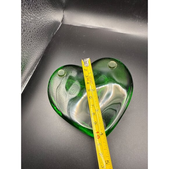Green Footed Large Heart-Shaped Glass Paperweight 4.5" - Picture 4 of 4